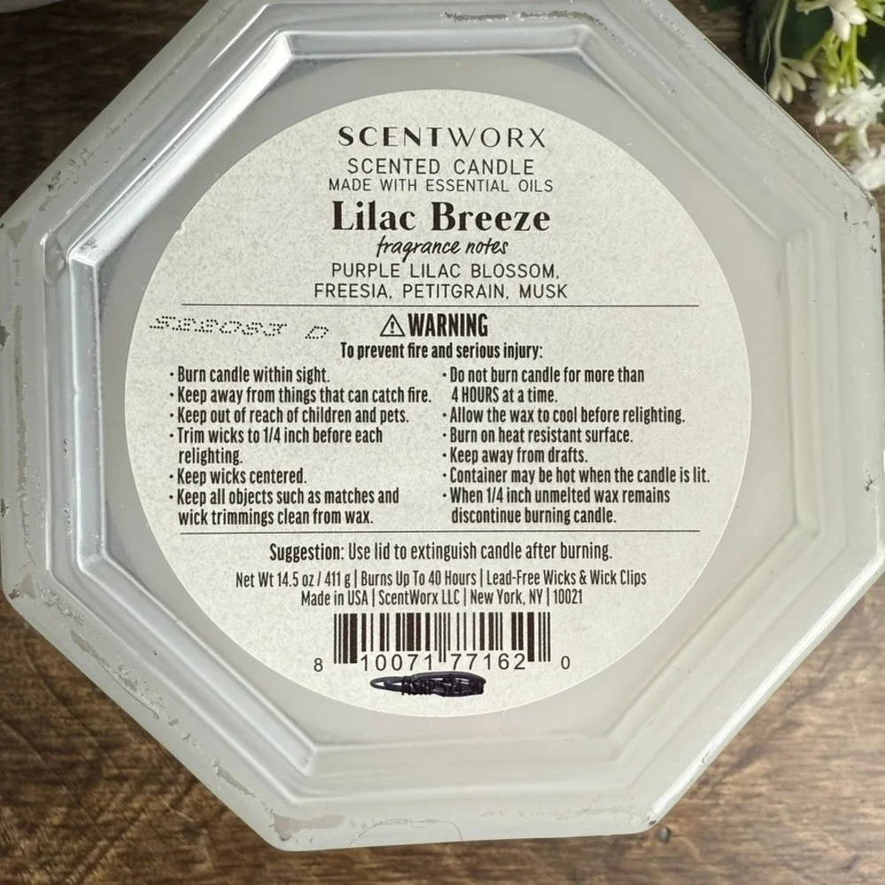 ScentWorx Lilac Breeze Scented Candle 3-Wick 14.5 oz Slatkin & Co Essential Oils